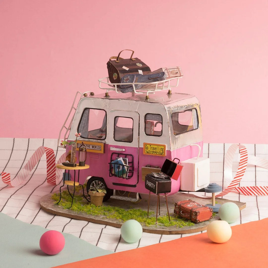 Happy Camper - miniaturowy domek DIY - puzzle 3D